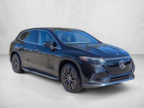 Certified 2023 Mercedes-Benz EQS 450+ SUV image 3