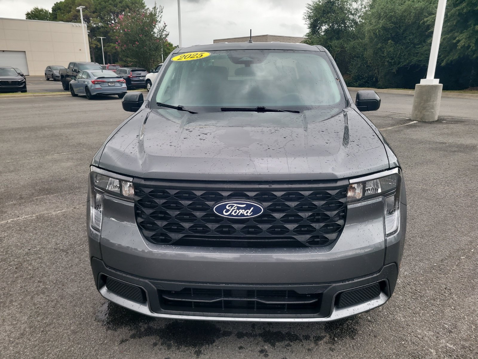 Used 2025 Ford Maverick XLT FWD image 8