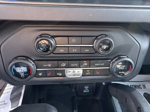 Certified 2025 Ford Bronco Badlands AWD/4WD image 13