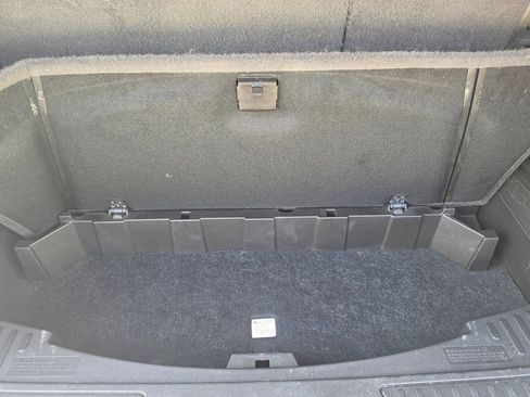 Used 2015 GMC Acadia SLT FWD image 24