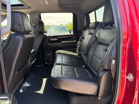 Used 2024 GMC Sierra 3500 Denali w/ Denali Reserve Package AWD/4WD image 15