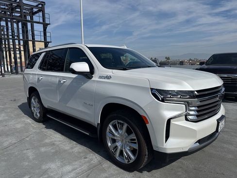 Used 2024 Chevrolet Tahoe High Country w/ Advanced Technology Package image 3