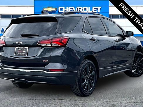 Used 2023 Chevrolet Equinox RS w/ RS Leather Package AWD/4WD image 19