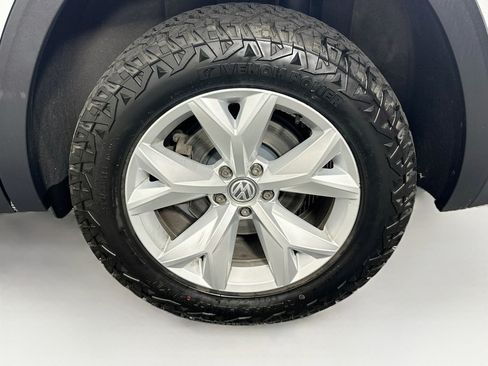 Used 2018 Volkswagen Atlas SEL AWD/4WD image 11