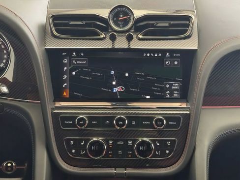 New 2026 Bentley Bentayga Speed AWD/4WD image 18