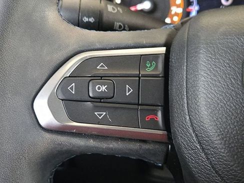 Used 2022 Jeep Compass Latitude image 12