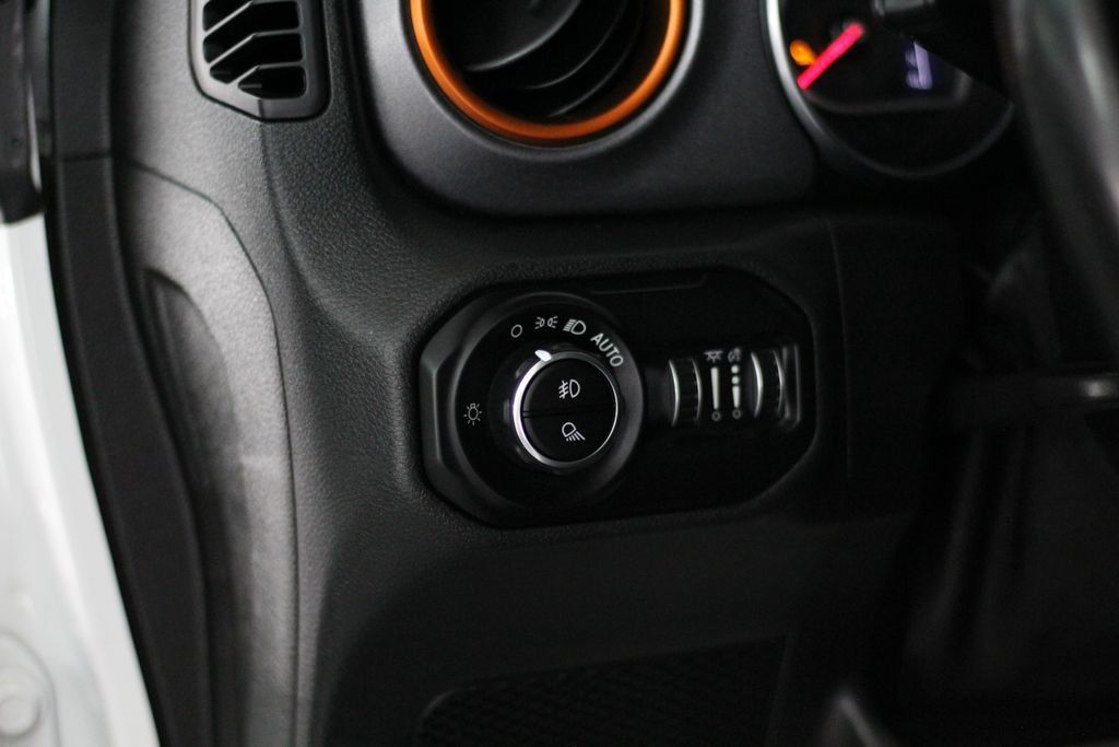 Used 2021 Jeep Gladiator Mojave w/ LED Lighting Group AWD/4WD image 44