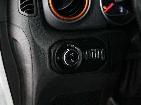 Used 2021 Jeep Gladiator Mojave w/ LED Lighting Group AWD/4WD image 44