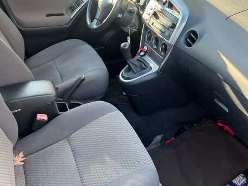 Used 2006 Toyota Matrix image 3