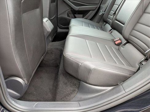 Used 2024 Volkswagen Jetta SE FWD image 20