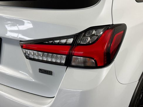 Used 2022 Mitsubishi Outlander Sport LE image 33