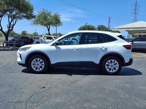Certified 2025 Ford Escape Active AWD/4WD image 8