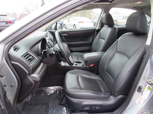 Used 2016 Subaru Legacy 2.5i Limited image 4
