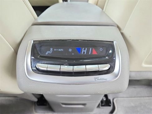 Used 2021 Cadillac XT6 Premium Luxury image 42