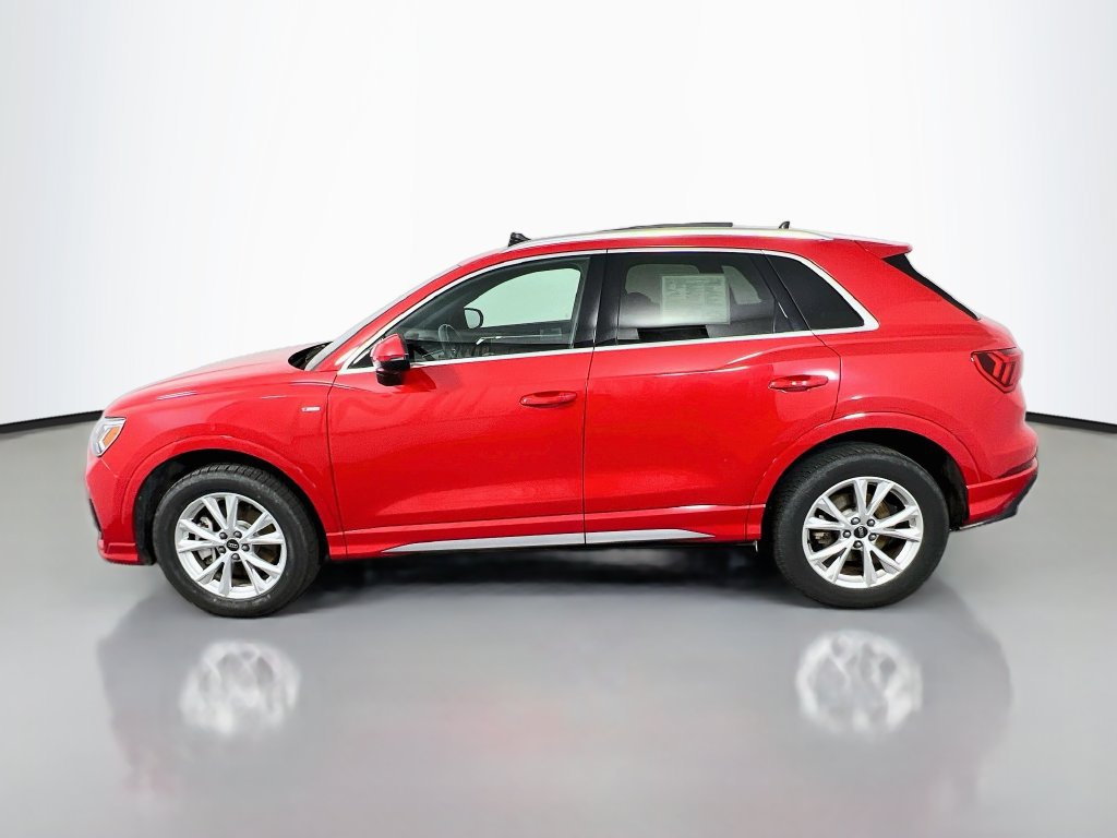 Used 2025 Audi Q3 2.0T Premium AWD/4WD image 4