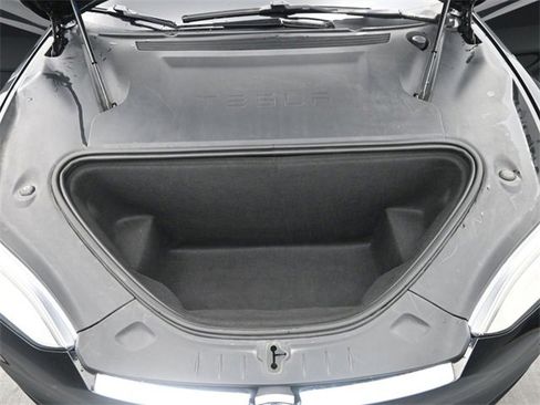 Used 2020 Tesla Model S Long Range Plus image 22