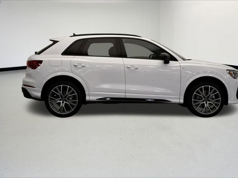 New 2025 Audi Q3 2.0T Premium Plus image 6
