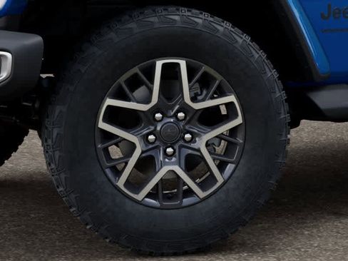 New 2026 Jeep Wrangler Unlimited Sahara AWD/4WD image 4