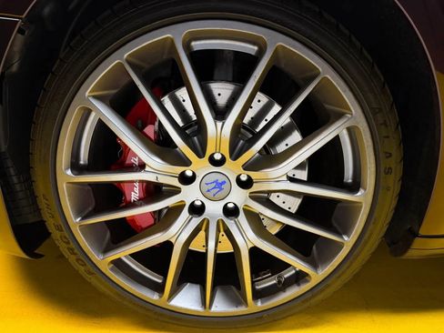 Used 2018 Maserati Quattroporte GTS GranSport image 7