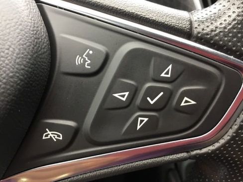 Used 2024 Chevrolet Malibu LS image 19