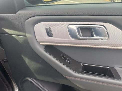 New 2026 Ford Explorer Active image 30