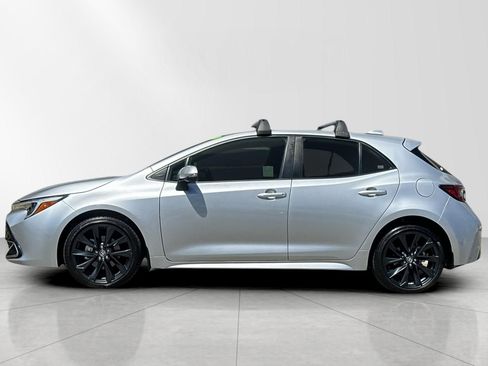 Used 2025 Toyota Corolla XSE FWD image 8