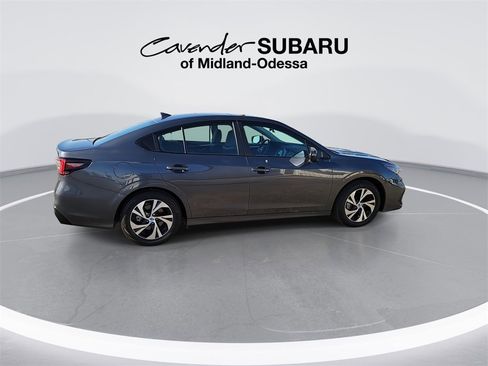 Used 2025 Subaru Legacy Premium image 8