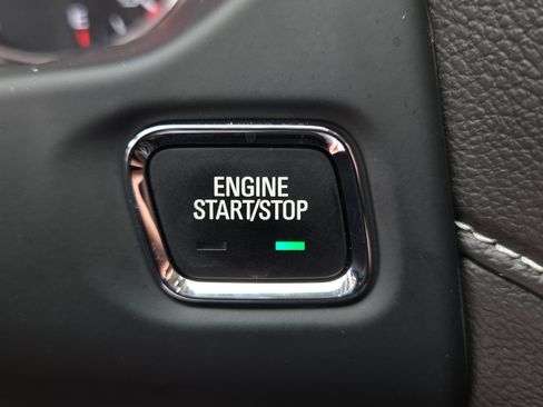 Used 2023 GMC Acadia Denali w/ Denali Ultimate Package image 8