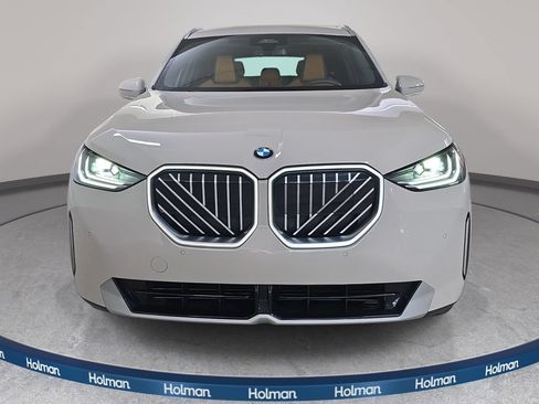 Used 2025 BMW X3 xDrive30i AWD/4WD image 2