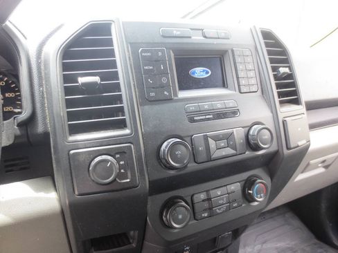 Used 2019 Ford F150 XL w/ Equipment Group 101A Mid AWD/4WD image 8