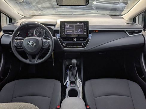 Used 2021 Toyota Corolla LE image 14