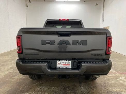 Used 2025 RAM 2500 Big Horn AWD/4WD image 4