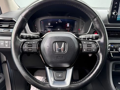 Used 2024 Honda Pilot Elite image 42