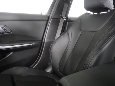 Certified 2023 BMW 330i xDrive Sedan w/ Convenience Package image 24