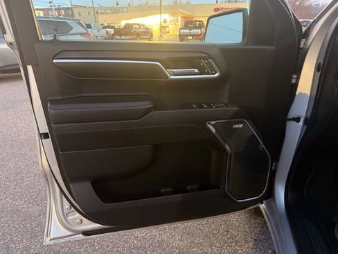 Used 2022 GMC Sierra 1500 SLT w/ SLT Premium Plus Package image 9