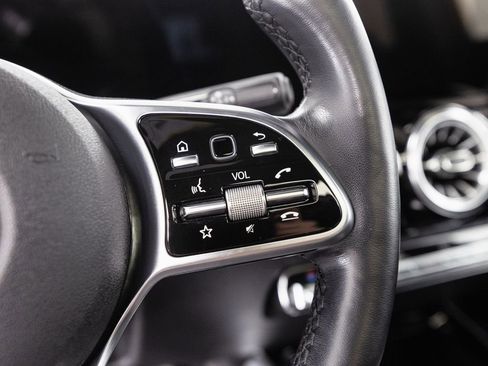 Certified 2022 Mercedes-Benz GLA 250 4MATIC image 12