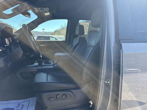 Used 2024 Chevrolet Silverado 1500 ZR2 image 14