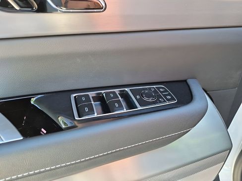 New 2026 Cadillac Vistiq Luxury AWD/4WD image 29