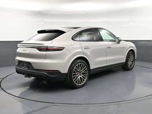 Certified 2023 Porsche Cayenne Coupe AWD/4WD image 8