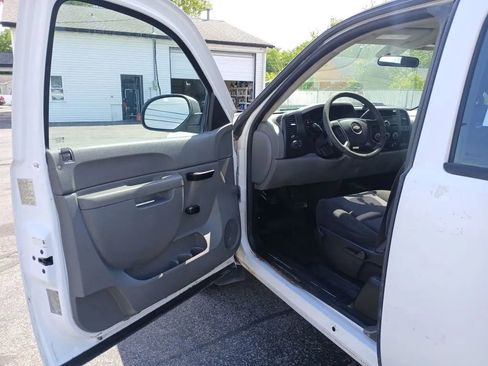 Used 2013 Chevrolet Silverado 1500 W/T w/ Skid Plate Package AWD/4WD image 14