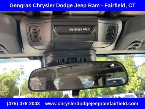 Used 2024 Jeep Wrangler Unlimited AWD/4WD image 42