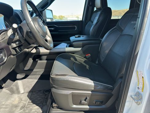 Used 2024 RAM 2500 Laramie w/ Night Edition AWD/4WD image 13