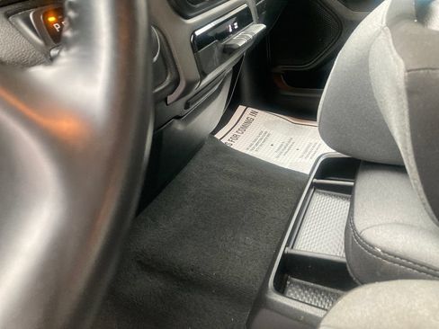 Used 2022 RAM 1500 Big Horn AWD/4WD image 33