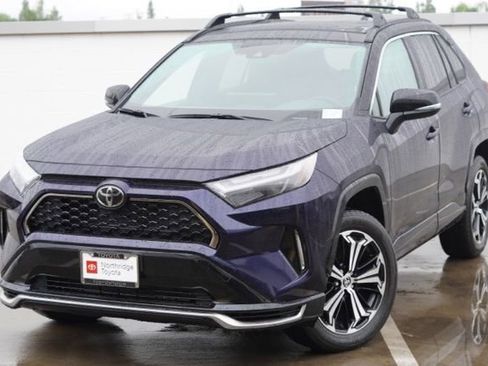 Certified 2025 Toyota RAV4 XSE image 4