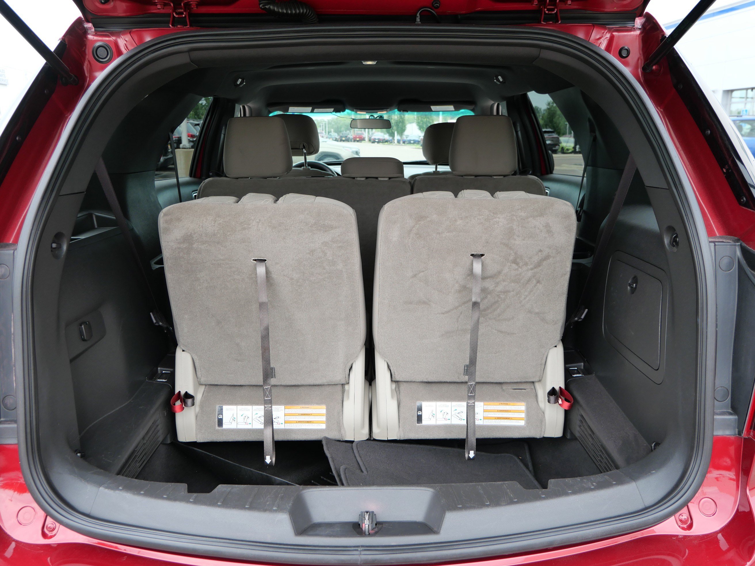 Used 2013 Ford Explorer FWD w/ Class III Trailer Tow Pkg image 18