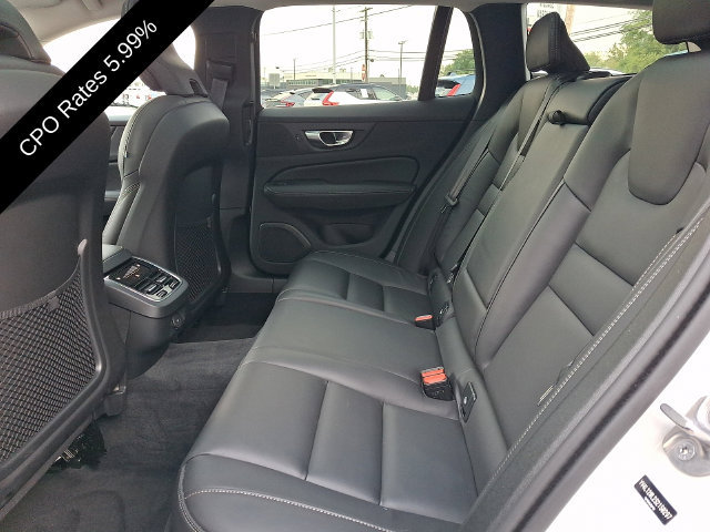 Certified 2025 Volvo V60 B5 Cross Country Ultra AWD/4WD image 12