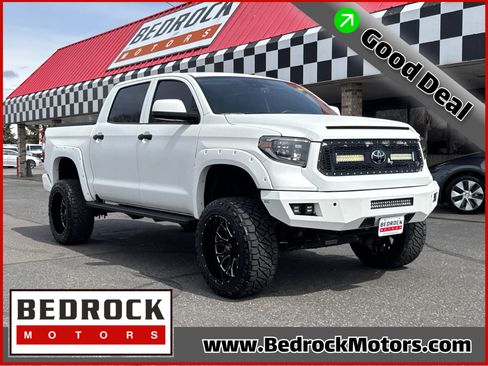 Used 2020 Toyota Tundra SR5 w/ TRD Off-Road Package AWD/4WD image 1
