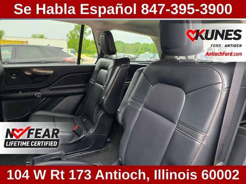 Used 2025 Lincoln Aviator AWD image 30