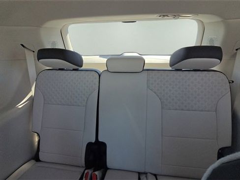 New 2026 GMC Acadia Denali image 15