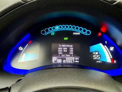 Used 2014 Nissan Leaf S w/ Charge Package FWD image 14